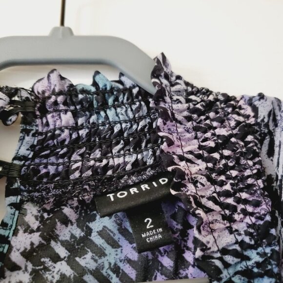 Torrid Houndstooth Preppy High Neck Smocked Chiffon Flutter Sleeve Top 2X - Picture 7 of 8